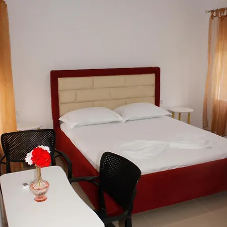 Andi's 3* Saranda